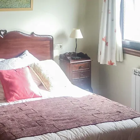4 Bedroom Cozy Home In As Cernadas Santa Cristina De Cobres