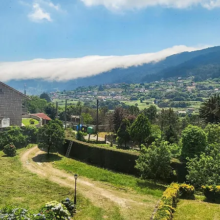 Semesterbostad 4 Bedroom Cozy Home In As Cernadas Santa Cristina De Cobres