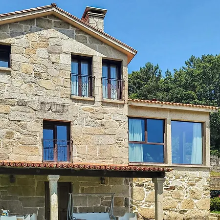4 Bedroom Cozy Home In As Cernadas Santa Cristina De Cobres